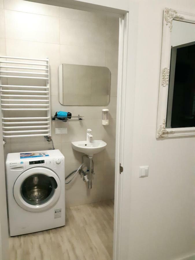 Transfer Apartament І.Franka 59 Lviv Ngoại thất bức ảnh